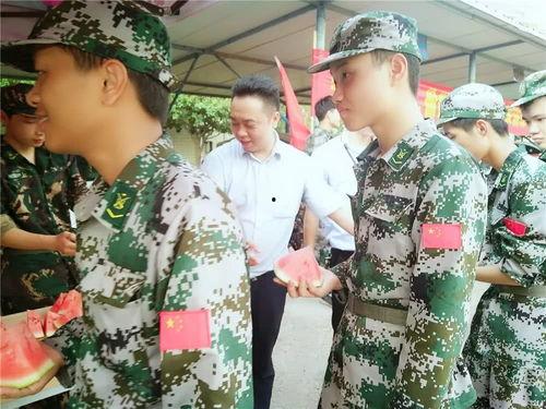 今日大瓜-51吃瓜群众军训女,51吃瓜群众热议校园风云 第3张 今日大瓜-51吃瓜群众军训女,51吃瓜群众热议校园风云 第3张